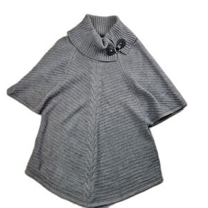 Dana Buchman Knit Cape Style Poncho Sweater W/ Button Accent Gray Women's Medium